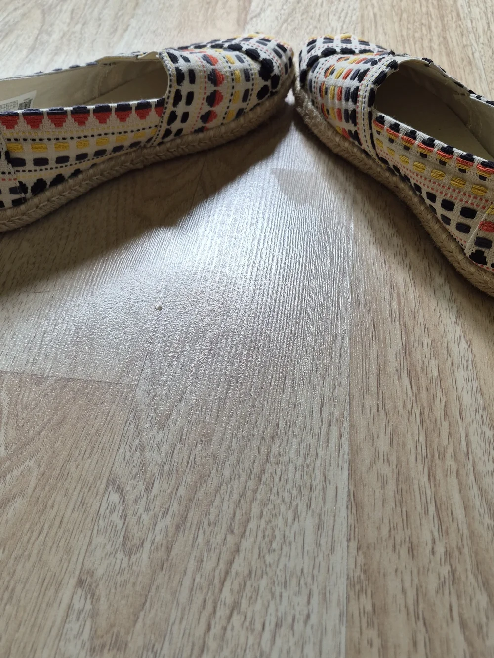 Toms slip espadrilles